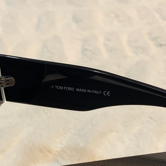 Tom Ford Black and Gold Sunglasses - Picture 4 of 12